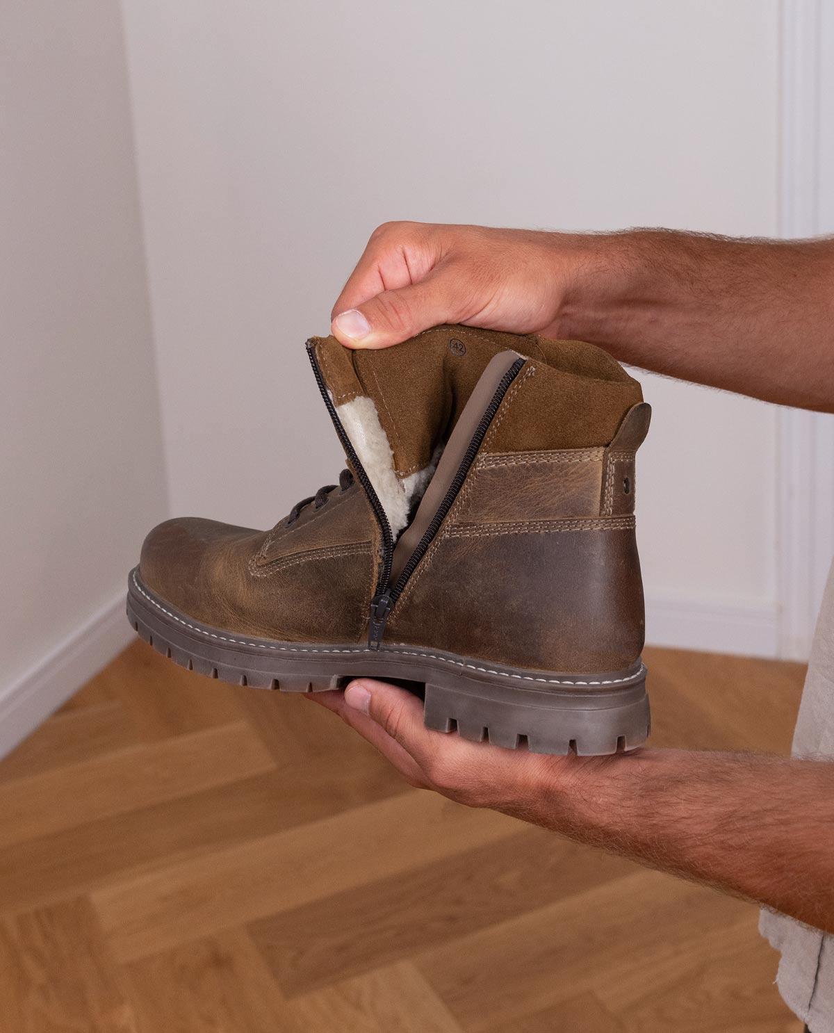 gusti-leder-falco-winterschuhe-herren-rindsleder-mit-rei-verschluss image 5