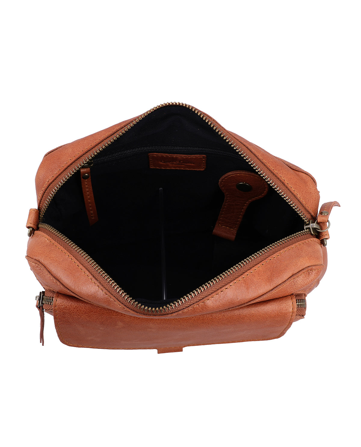 gusti-leder-flores-braune-rindsleder-handtasche-mit-wechselgurt-lwg-zertifiziert image 6