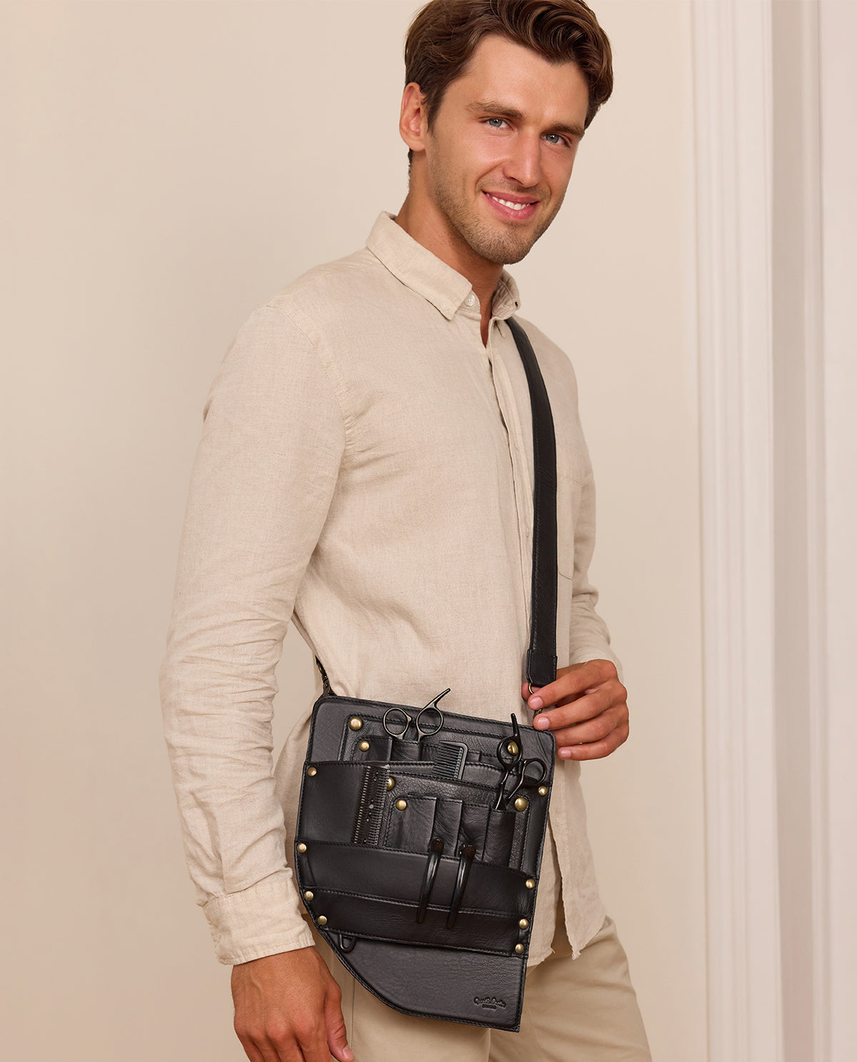 gusti-leder-liesel-friseur-werkzeugtasche-aus-leder image 1