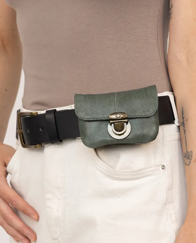 gusti-leder-eskil-g-rteltasche-bauchtasche-leder-gr-n image 1