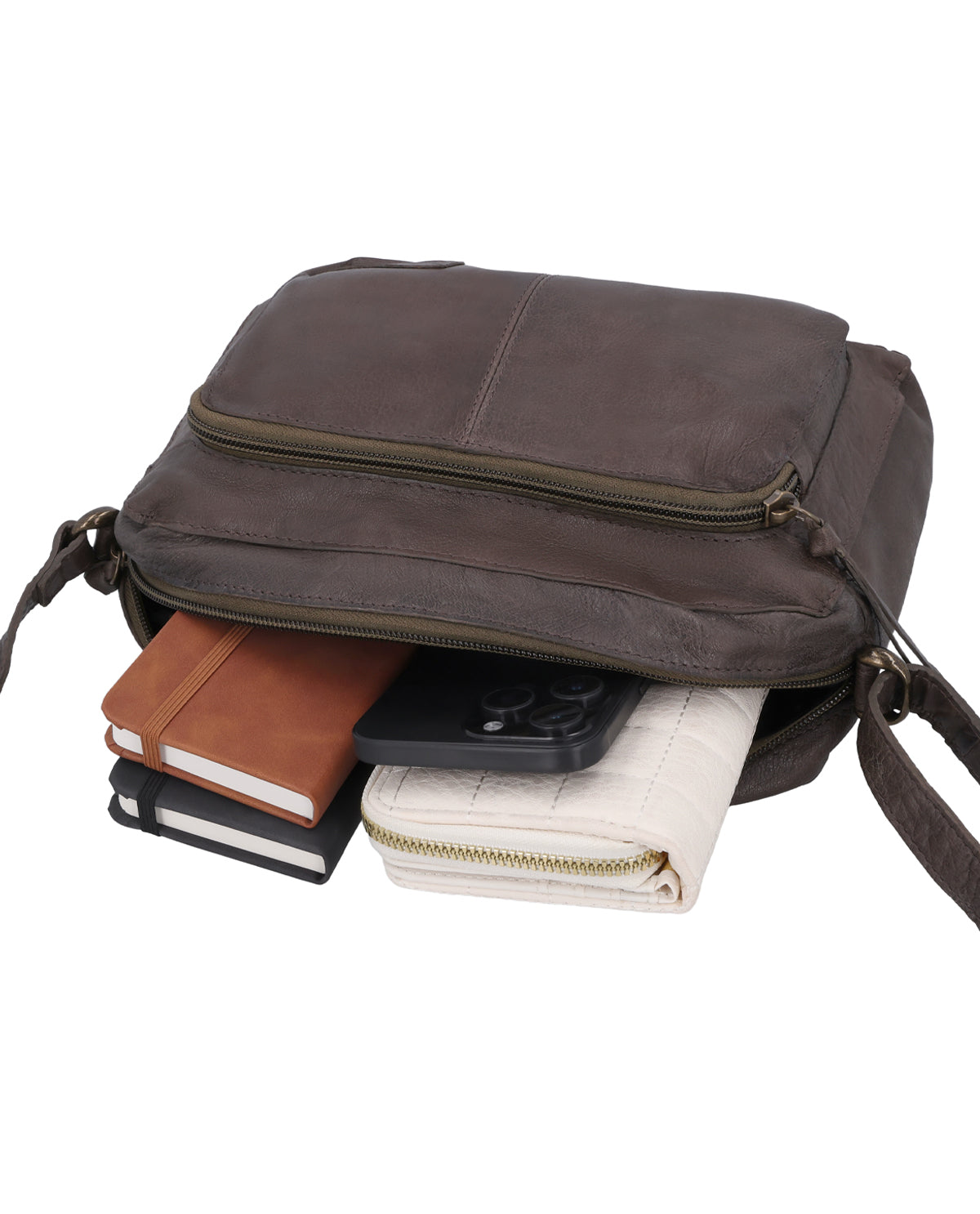 gusti-leder-amani-kleine-lederhandtasche-damen-mit-au-enfach-und-rei-verschluss image 2