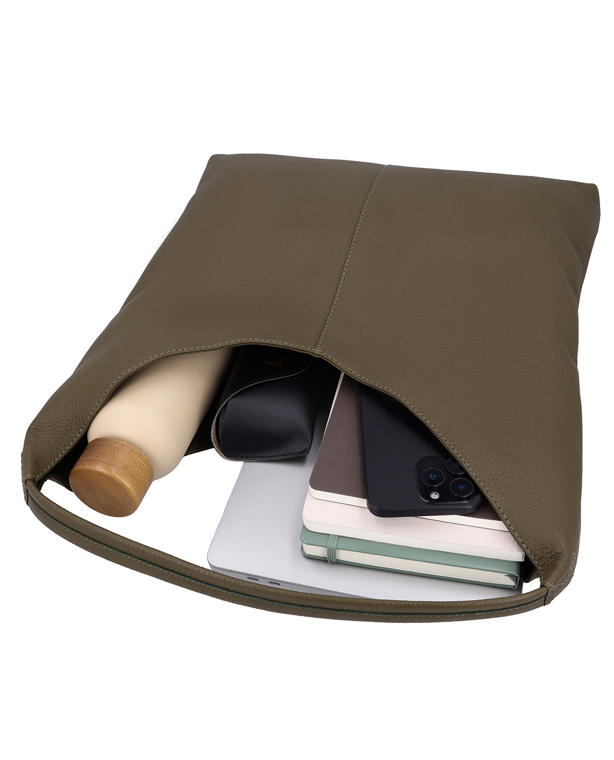 gusti-leder-marthe-damen-handtasche-gr-n-leder-mit-airtag-fach image 3