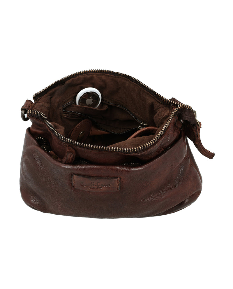 gusti-leder-veronika-clutch-und-umh-ngetasche-aus-waschleder image 3