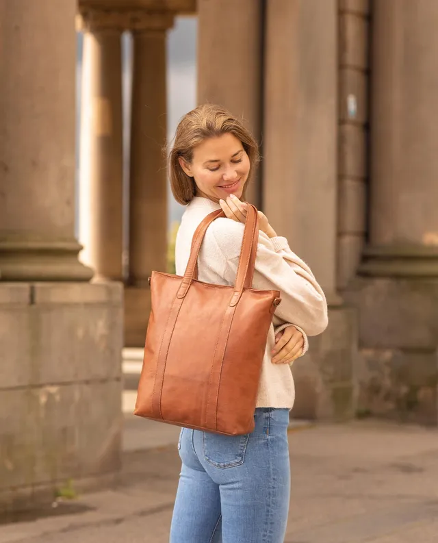 gusti-leder-paris-shopper-tasche-rindsleder-15-zoll-laptop image 1