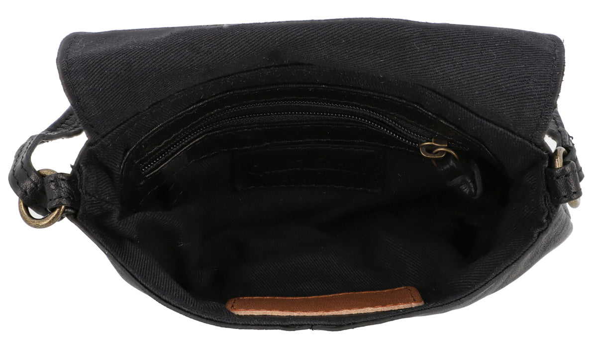 gusti-leder-rona-outlet-ledertasche-damen-schwarz-klein-vintage image 5