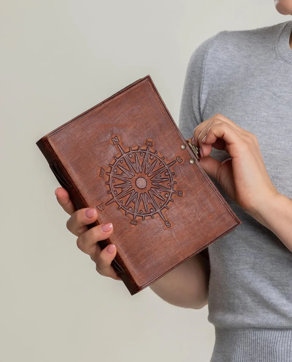 gusti-leder-sola-leather-notizbuch-travel-journal-aus-leder image 1