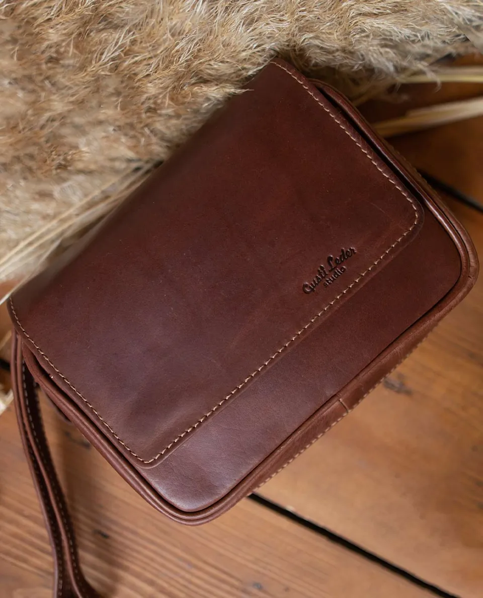 gusti-leder-rupert-pfeifentasche-tabaktasche-aus-rindsleder image 1