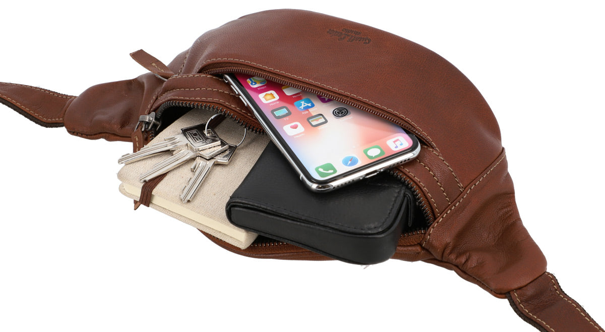 gusti-leder-spencer-g-rteltasche-aus-rindsleder-3 image 3