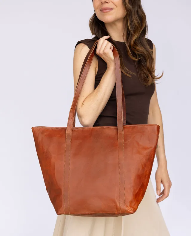 gusti-leder-simona-shopper-aus-ziegenleder-braun-nature image 1