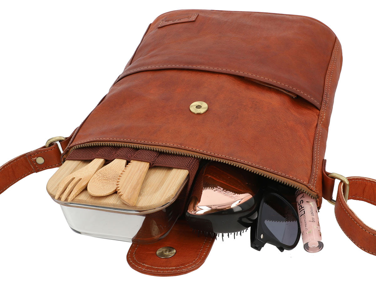 gusti-leder-jacqueline-new-handtasche-leder-nature-unikat image 3