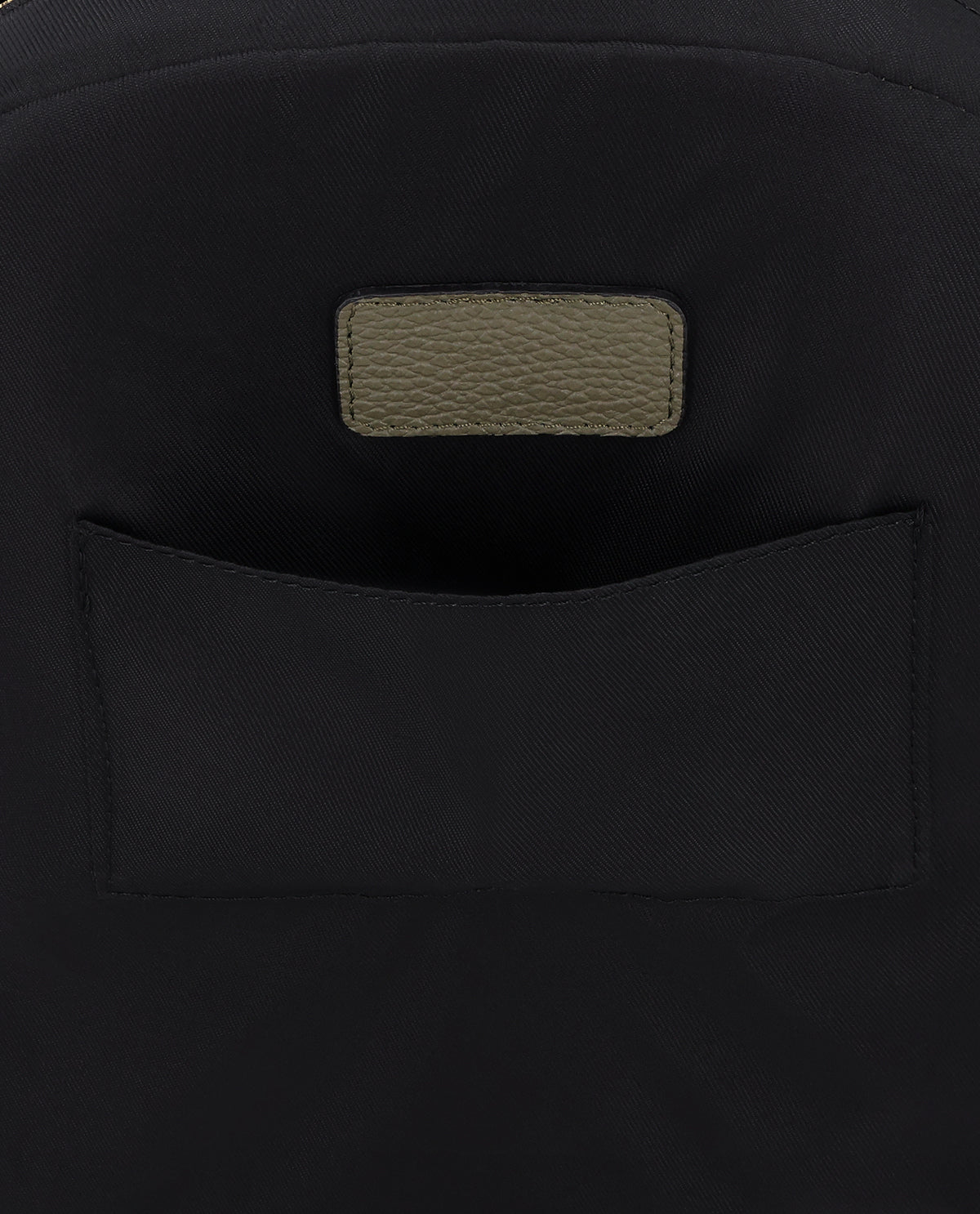 gusti-leder-malene-lederrucksack-damen-gr-n-made-in-italy image 8