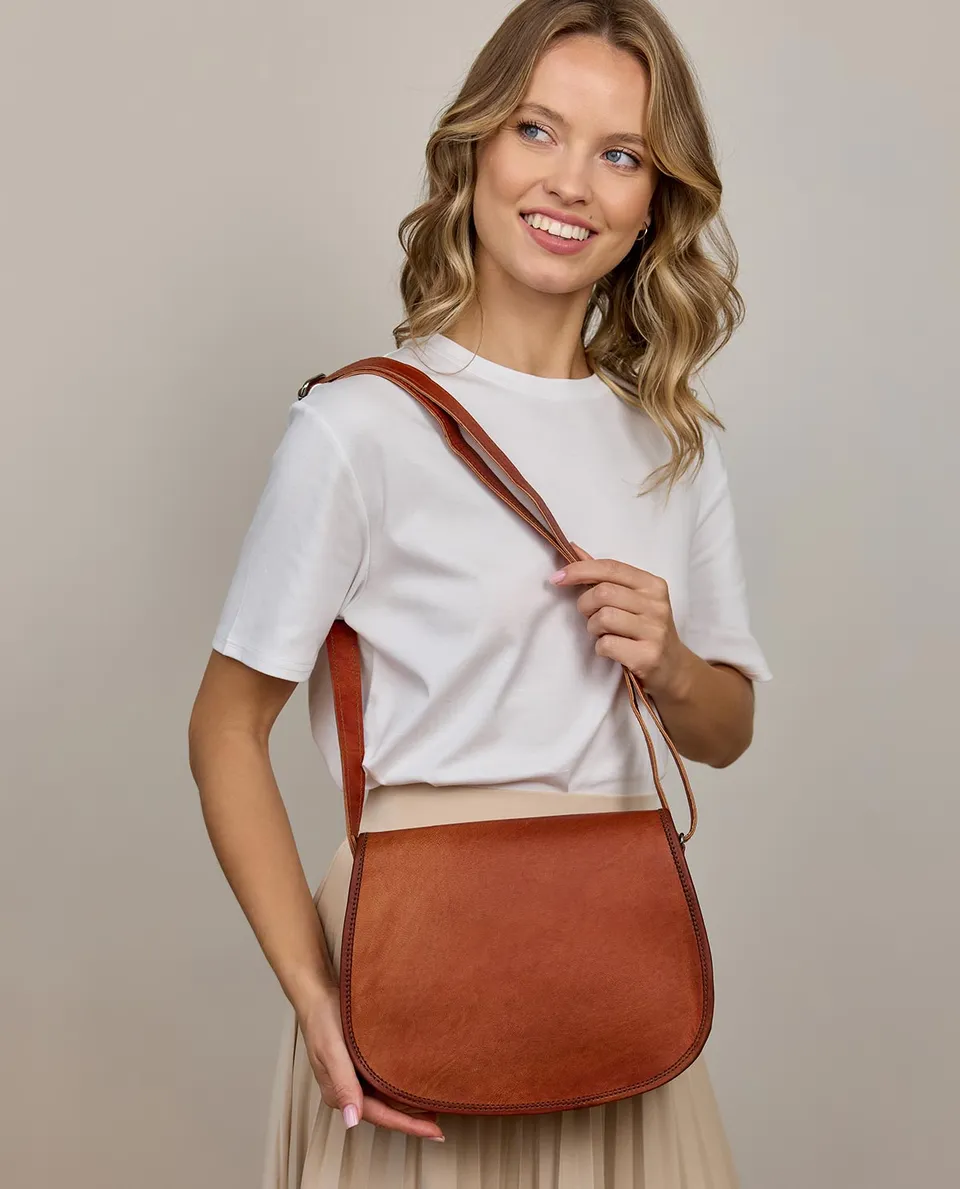 gusti-leder-holly-handtasche-vintage-look-outlet image 1