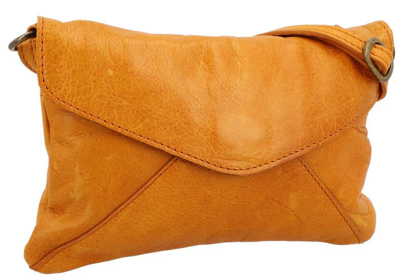 gusti-leder-karisma-handtasche-briefform-echtleder-kleine-braune-umschlagtasche image 2