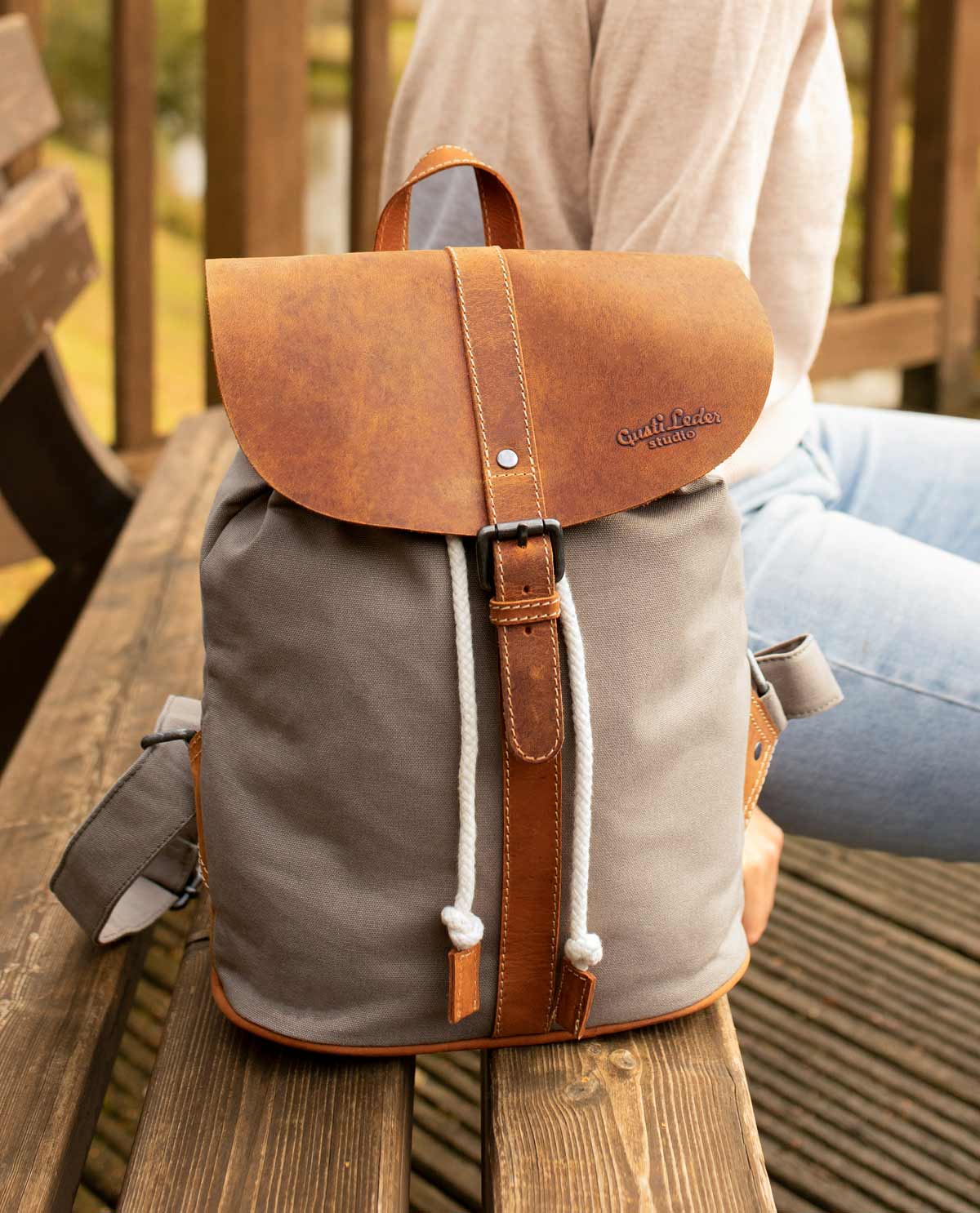 gusti-leder-paula-rucksack-outlet-mit-13-3-zoll-laptopfach-alltags-und-uni-rucks image 4